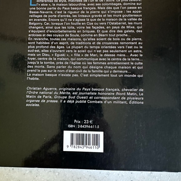MAISON BASQUE Paperback Book in French CHRISTIAN AGUERRE atlantica Architecture - Picture 3 of 15